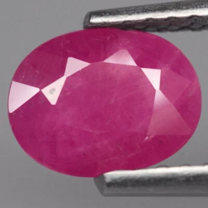 0.88Ct. Natural Gemstone Valentine Ruby Red Oval Facet Unheated Winza,Tanzania - Picture 1 of 7