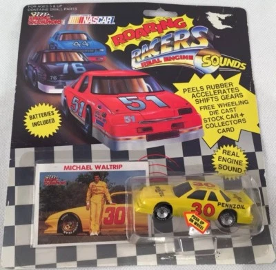  RACING CHAMPIONS # 30 M. WALTRIP Die Cast Stock Car + Tarjeta de Coleccionista - Nuevo en Paquete  Foto 1 de 4