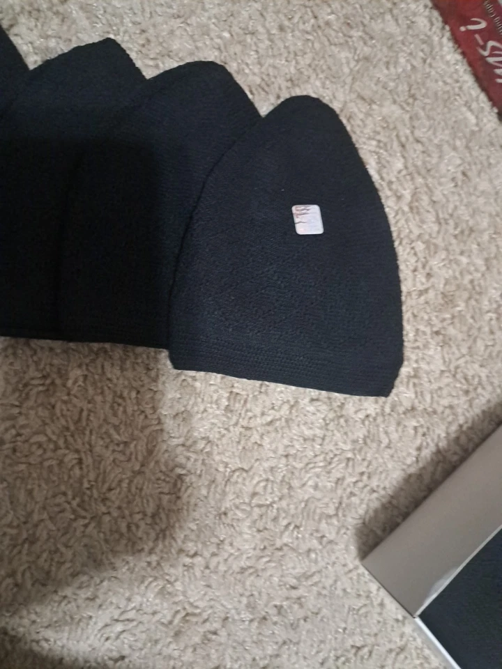 Gorras islámicas de punto Kufi/topi para hombre Foto 1 de 4