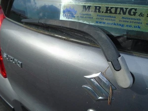 12 SUZUKI ALTO 1.0 SZ3 SCHEIBENWISCHERARM HINTEN 09-14 AUSSCHLACHTEN AUTO - Bild 1 von 5