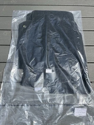 Alfombrillas Mazda CX-5 originales selladas 4 piezas KJK9 68 G20A totalmente nuevas. Foto 1 de 3