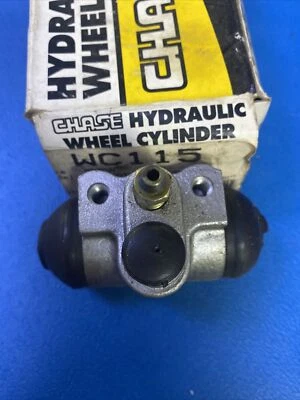 BRAKE WHEEL CYLINDER FOR MAZDA 323 HATCHBACK 77-81 8532-26-610 853226610 - Image 1 of 2