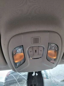 2017-2020 JEEP COMPASS OVERHEAD CONSOLE: NO SUNROOF - Picture 1 of 12