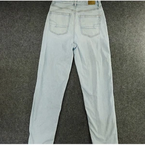 American Eagle Strigid Highest Rise Baggy Straight Jeans Light Wash Size 4 FLAWS - Picture 1 of 9