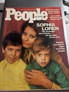 1976 February 2 PEOPLE Magazine SOPHIA LOREN - Emmylou Harris EXCELLENT No Label - Picture 1 of 6