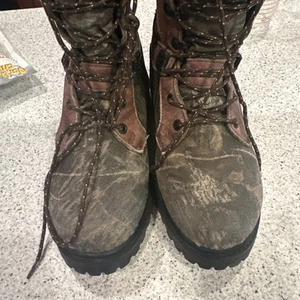 Magellan Outdoors Snake DEFENDER  Hunting Boots Size 9 WATERPROOF - Picture 1 of 13