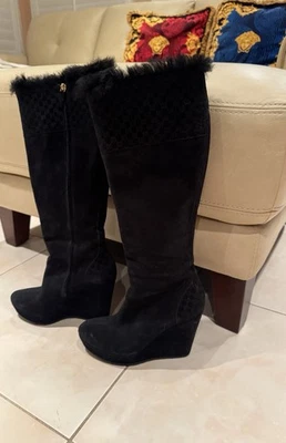 GUCCI Black GG Logo Suede with Rabbit Cuff Fur High Wedge Boots - Size 38 - Image 1 of 4