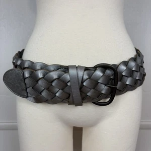 Cinturón trenzado ancho de cuero Club Monaco Pauline Gunmetal plateado peltre hebilla de metal - Imagen 1 de 14