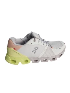 On Cloudflyer 4, Para mujeres Talla W 11 Blanco/Heno Zapatos para Correr Atletismo Gimnasio al Aire Libre - Imagen 1 de 12