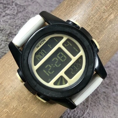 Reloj Nixon Unit Hombre Deportivo Multifunción Blanco Goma Cuarzo Digital 44mm 7 3/4" Foto 1 de 4