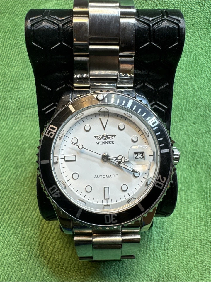 Reloj Mecánico Automático Hombre Winner Completo Acero Impermeable Con Fecha. Usado Foto 1 de 1