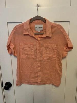 Camisa informal Lola River manga corta mezcla de lino abotonada talla pequeña con cuello Foto 1 de 4