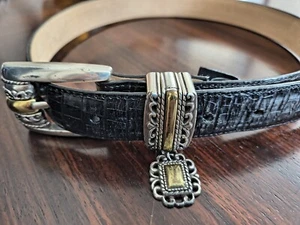Brighton Womens Belt Black Leather Gold Silver Buckle With Charm S/28 - Picture 1 of 6