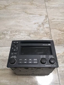 Volvo S40 2002/AUDIO / CD RADIO SYSTEM/30889965 - Imagen 1 de 7