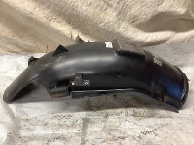 Interceptor Honda VF700F. Guardabarros interior trasero.  Foto 1 de 4