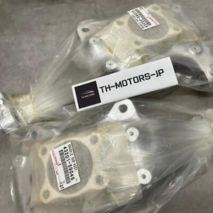 TOYOTA LEXUS Genuine LS460 LS600h Spindle Knuckle Steering LH RH Set - Picture 1 of 9