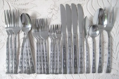 Lifetime Stainless Silverware Korea Lot SILVER LEAVES - Image 1 of 4