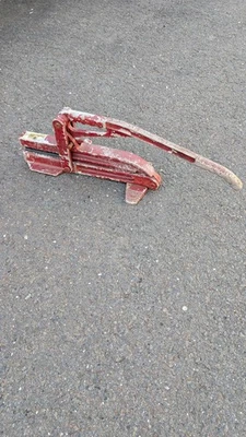 Abrazadera de manguera contra incendios vintage Akron Brass Company Foto 1 de 4