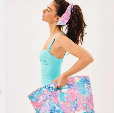 Lilly Pultizer Roar Of The Seas Ponytail Hair Ribbon Scrunchie NWT in packaging - Image 1 of 4