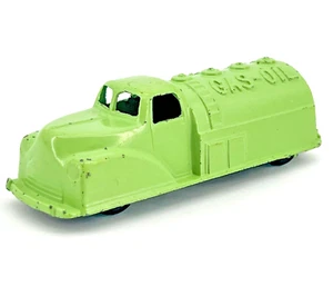 Vtg 3.25" Metal RENWAL Green GAS OIL Tanker Truck No. 148 Diecast Man Cave LQQK! - Picture 1 of 24