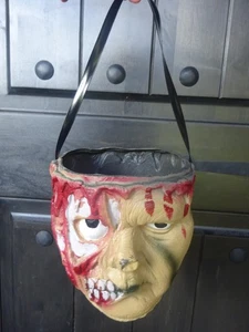 ZOMBIE Plastic Halloween Trick or Treat Candy Pail Bucket --2012 - Picture 1 of 8