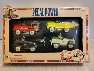 Golden Wheel Pedal Power Die Cast Pedal Cars Set 4 1:10 Scale Fire Police 43405 - Picture 1 of 3