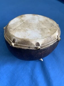 5" X 15" BRAZILIAN AMAZON HANDMADE SHAKER COCONUT BODY AND NATURAL LEATHER - Picture 1 of 4