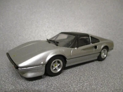 Western Models WP 110 1:43 FERRARI 308 GTS plata metálica  Foto 1 de 4