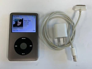 Apple iPod classic 2008 7th Gen Black 160GB A1238 - Moderate Wear - Afbeelding 1 van 14