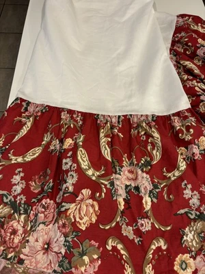 Falda de cama vintage Ralph Lauren Marsella Danielle roja floral doble EE. UU. Foto 1 de 4