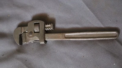 LAKESIDE Forge 6 英寸可调节烟斗猴子扳手美国制造精美复古 k — 第 1/4 张图片