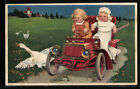 Präge-AK Kinder in Auto jagen Gans von der Straße 1910 