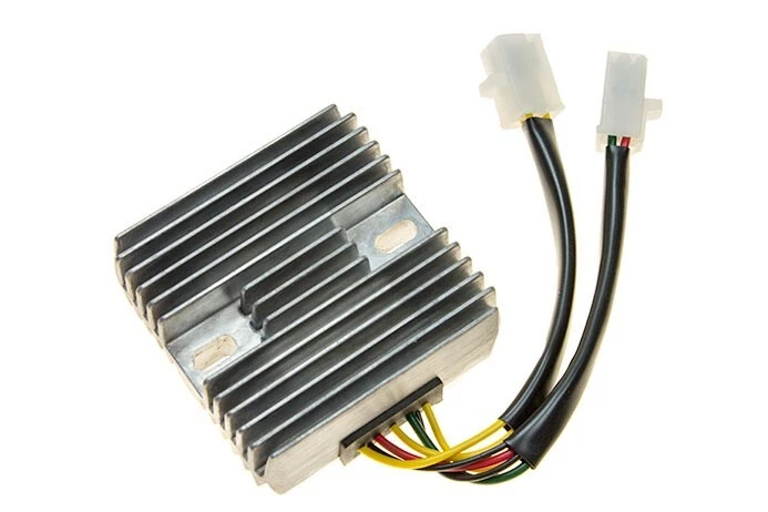 Rectificador regulador rebelde Honda CB400A, CB400N, CB450N, CB400T, CB450 - RR18 Foto 1 de 1