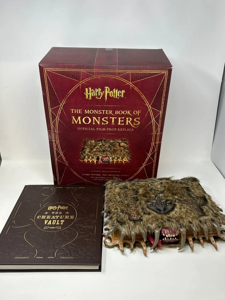 Edición Limitada Harry Potter: El Libro de los Monstruos Película Oficial Prop Re Foto 1 de 4