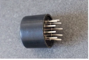 Kenwood TS-520 / TS-820 original VFO Shorting Plug 9 Pin Free shipping !! - Afbeelding 1 van 3