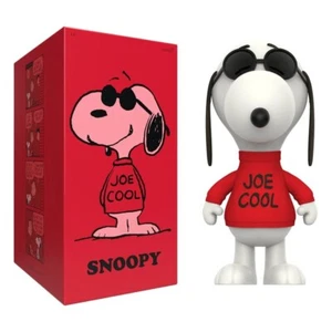 Figura de acción de vinilo Super7 Peanuts Supersize Snoopy Joe Cool 30 cm nueva/embalaje original - Imagen 1 de 7