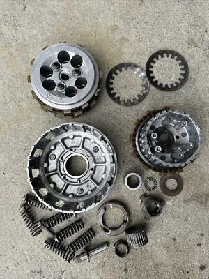 Suzuki GSXR600 2006 2007 embrague completo con placas cubo de cesta GSXR 600 Foto 1 de 4