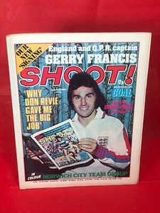 SHOOT 18th October 1975 SOCCER Fulham Norwich City FOOTBALL MAGAZINE - Imagen 1 de 3