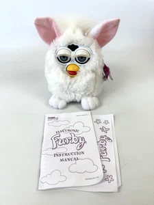 Vintage Furby 1998 weiß blaue Augen Schneeball Modell 70-800 mit Handbuch für Teile Reparatur - Bild 1 von 12