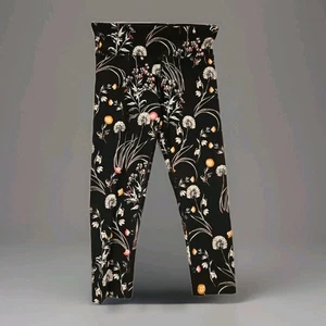 Donna Karan Activewear DKNY Leggings Black Floral Capri Stretch pants size XS  - Picture 1 of 8