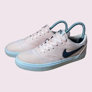 Scarpe da skateboard Nike SB Check Solarsoft da donna 5,5 sneakers rosa corallo - Foto 1 di 11