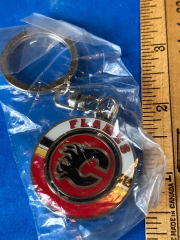 NHL Hockey Keychain Calgary Flames Logo Spinner Key Chain Cover