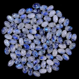 Lote de 100 cabujón ovalado calibrado piedra lunar arco iris de 61 quilates 4x6 mm #1598 - Imagen 1 de 6