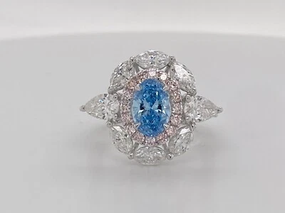 Anillo de diseñador de diamantes azules y rosas 3,10 TCW de oro blanco de 14 K cultivado en laboratorio Foto 1 de 4