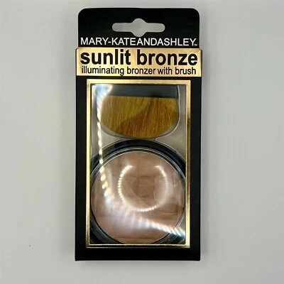 603 Sunlit Bronze Mary-Kate and Ashley Illuminating Bronzer with Brush NEW - Image 1 of 4