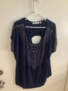Tempted Hearts Lightweight Navy Studded Peephole Backed Blouse 1X - Picture 1 of 5