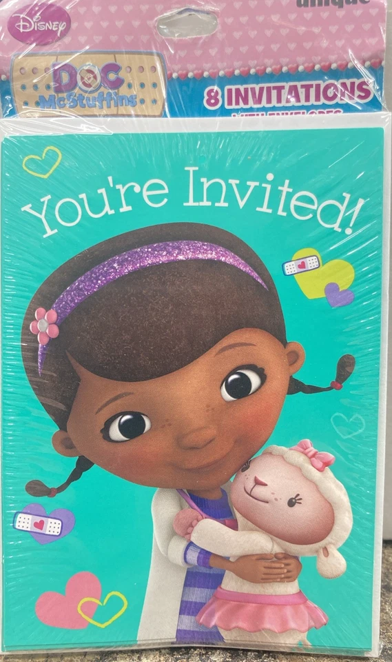 Pacote com 8 convites de festa de aniversário Disney Doc McStuffins - Imagem 1 de 1