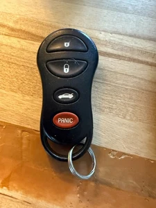 4602260 GQ43VT17T OEM Chrysler / Dodge / Jeep ENTRY REMOTE KEYLESS FOB - Picture 1 of 2
