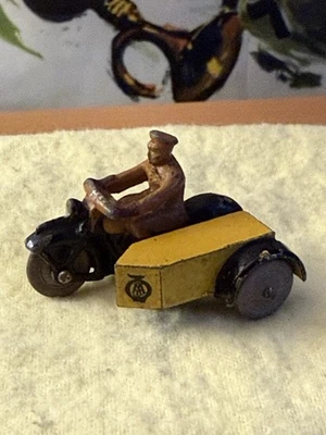 Dinky Toys AA Motorcycle and Sidecar  Scarce With Grey Tyres 44 - Image 1 of 4