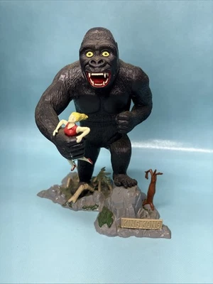 Vintage 1964 AURORA KING KONG Monster Model Kit - Image 1 of 4